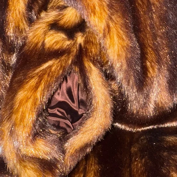 Vintage Terry Lewis Classic Luxuries Brown Print Mid Length Women Coat Size Med - Picture 4 of 10